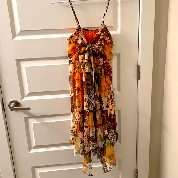 Beautiful floral orange dress made in Korea. - Picture 1 of 6